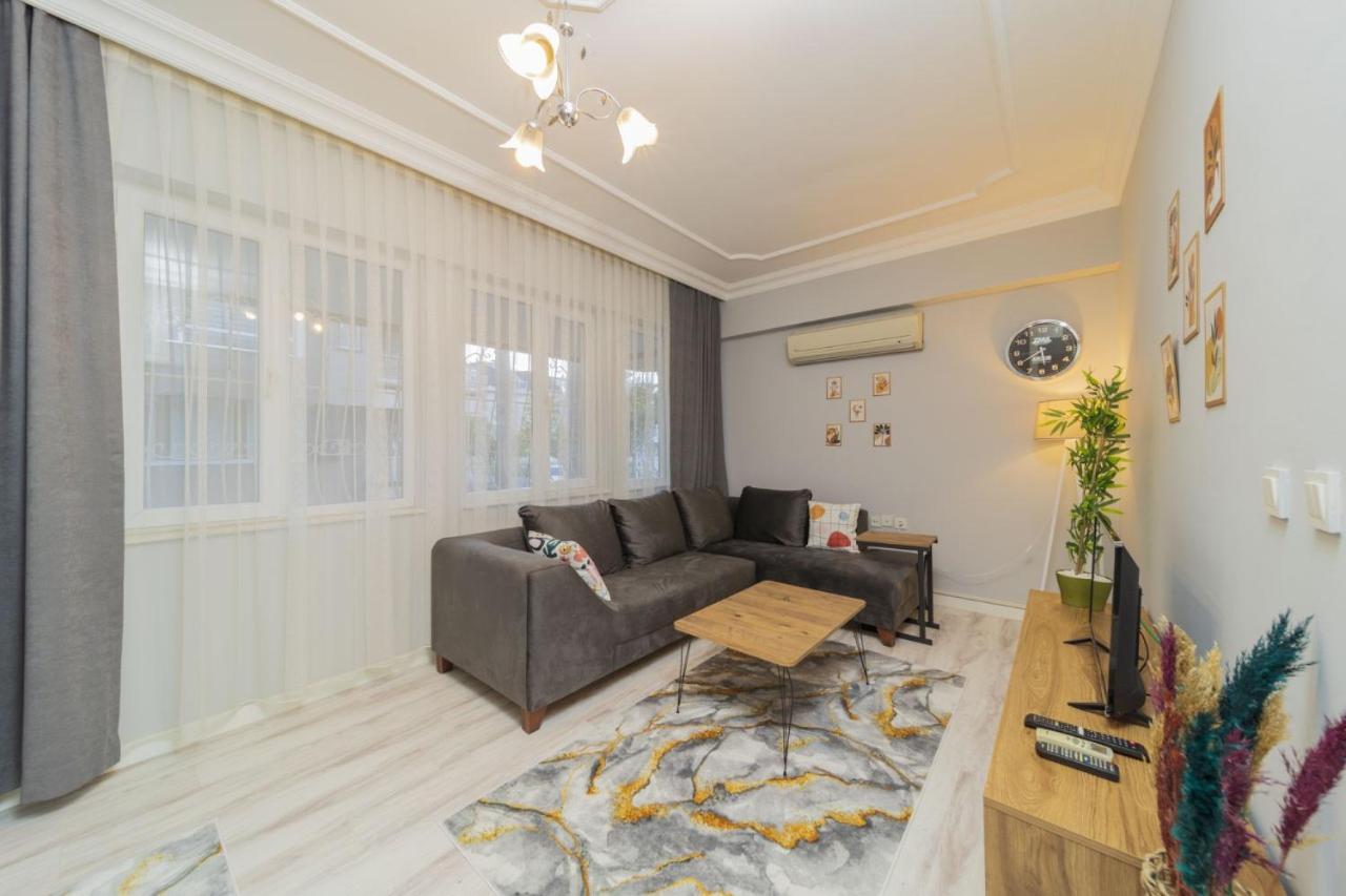 Vibrant Flat With Lovely Balcony In Muratpasa อันตัลยา ภายนอก รูปภาพ