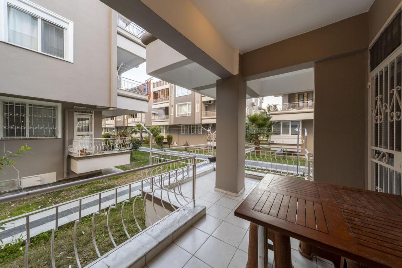 Vibrant Flat With Lovely Balcony In Muratpasa อันตัลยา ภายนอก รูปภาพ