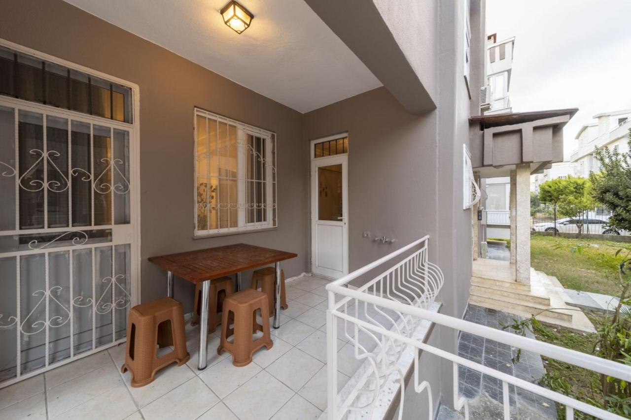 Vibrant Flat With Lovely Balcony In Muratpasa อันตัลยา ภายนอก รูปภาพ